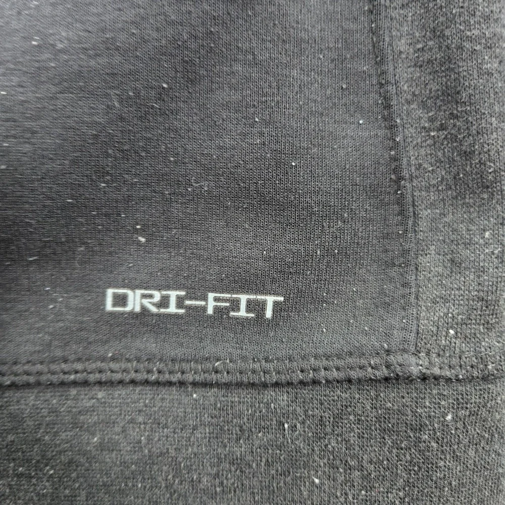 Air Jordan Men Sweatshirt S Black Jumpman Logo Activewear Statement 1/2 Zip‎